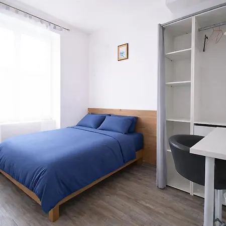Le Lumineux I 3 & Quartier Des Capucins Apartment *